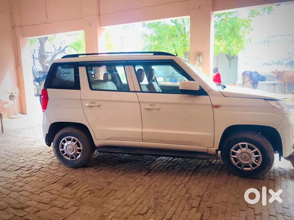 Mahindra Tuv 300 2016