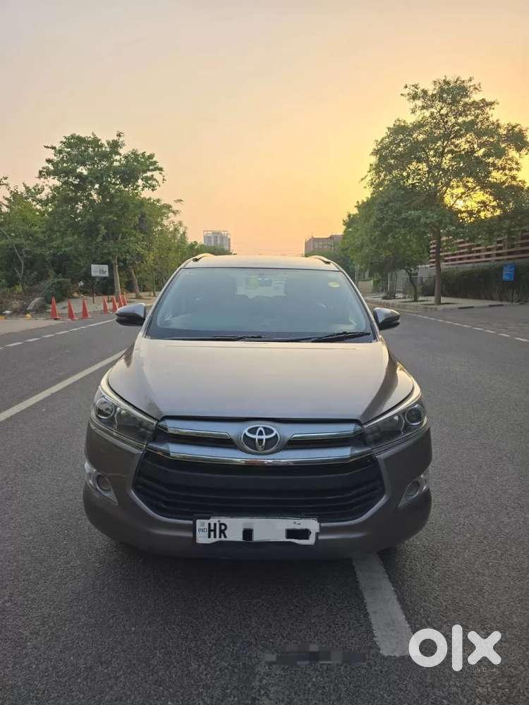 Toyota Innova Crysta [2020-ongoing] 2.4 Vx 7 Str, 2017, Diesel