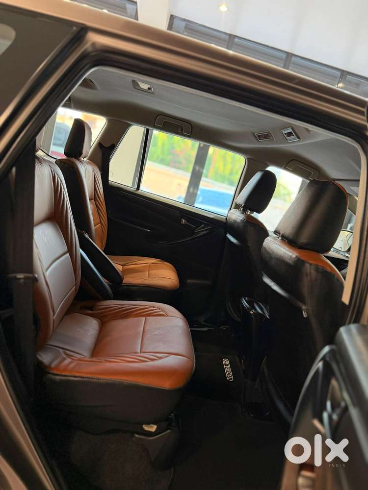Toyota Innova Crysta 2.4 Gx Limited Edition 7 Str, 2021, Diesel