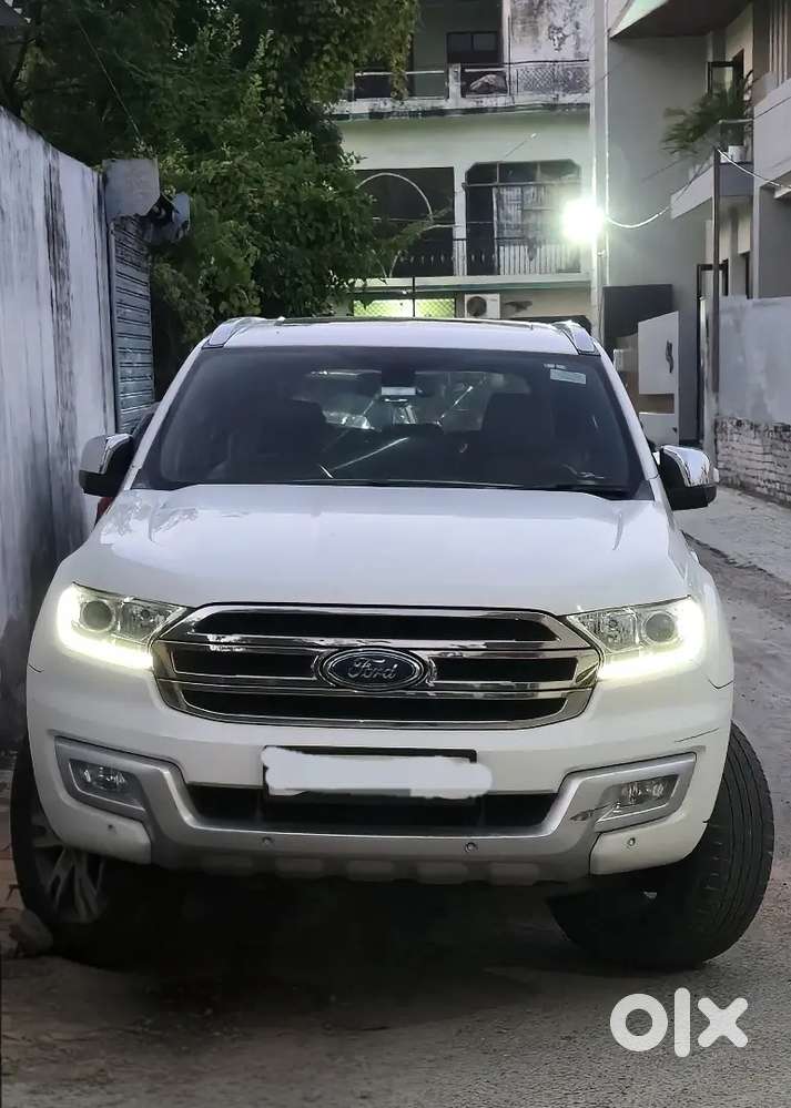 Ford Endavour 3.2 ( 4*4 ) Top Model