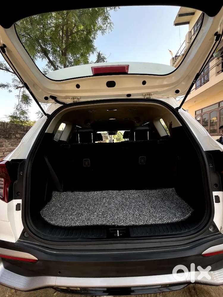 Kia Carens Prestige 7 Str 2024 / Petrol_e20 Compatible Bs-vi