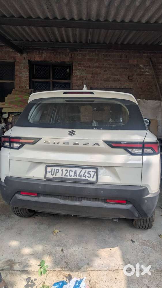 New Car Model Breeza Lxi Driven Only 2500 Km