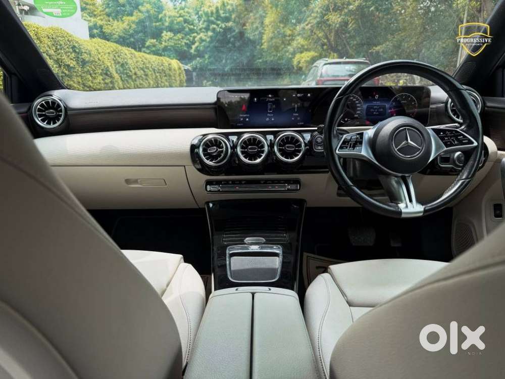 Mercedes-benz A-class Limousine 200, 2024, Petrol