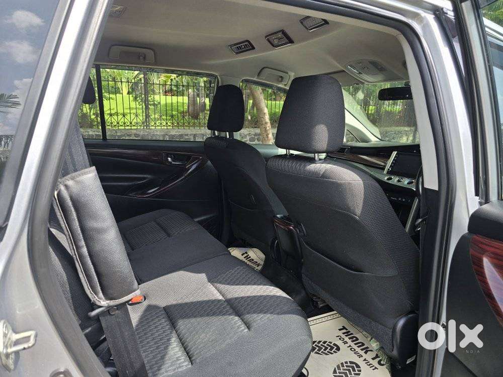 Toyota Innova Crysta [2020-ongoing] 2.4 Gx At 8 Str, 2022, Diesel