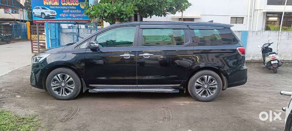 Kia Carnival Premium, 2020, Diesel