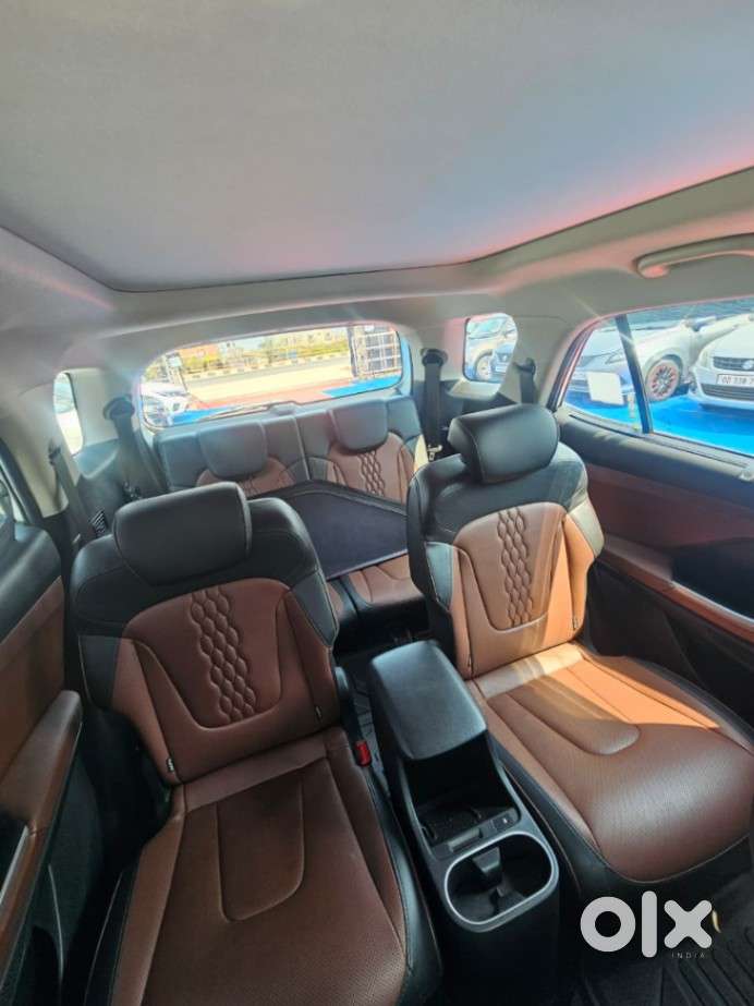 Hyundai Alcazar 2.0 Signature (o) Petrol At 6 Str, 2023, Petrol