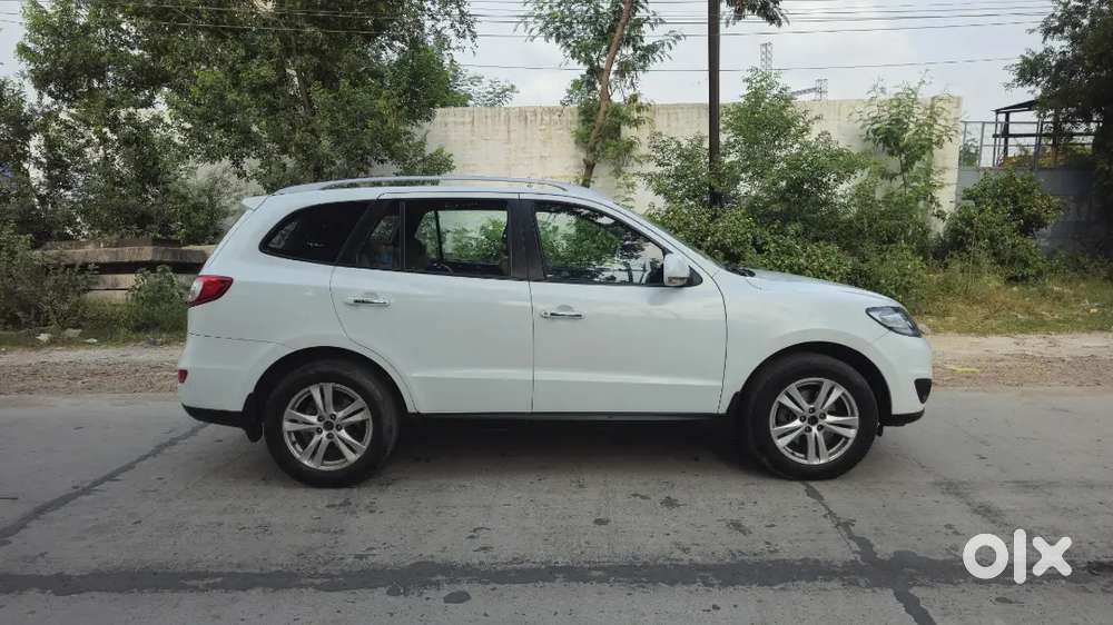 Hyundai Santa, Awd, 4 X 4, Automatic, Better Than Fortuner