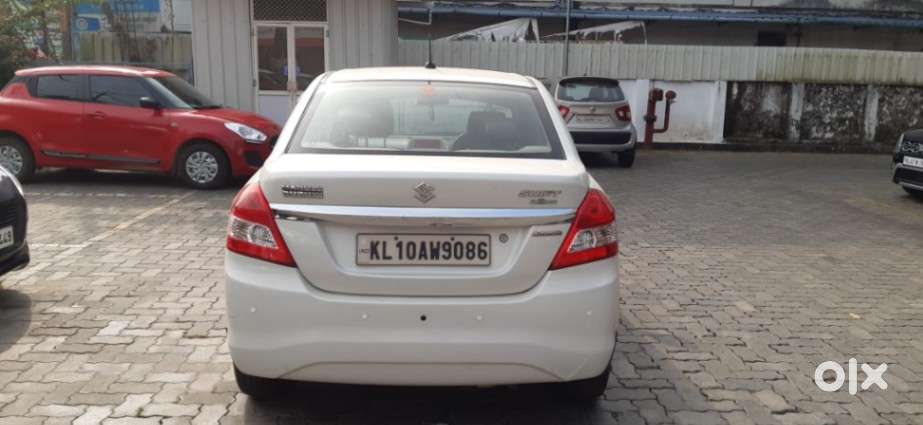 Maruti Suzuki Dzire 1.2 Vxi Amt, 2016, Petrol