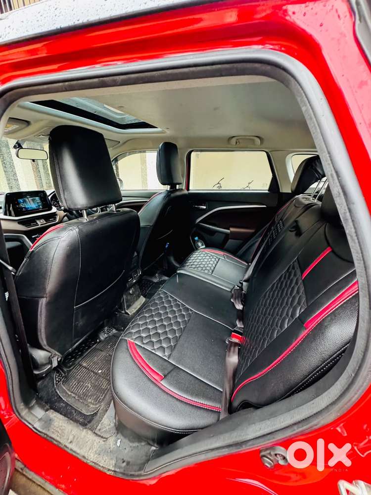 Maruti Suzuki Brezza 1.5 Zxi Plus Smart Hybrid Dual Tone, 2024, Petr..