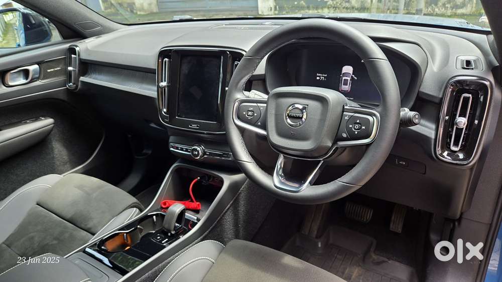 Volvo Xc40 Recharge 2024 Electric 13500 Km Driven