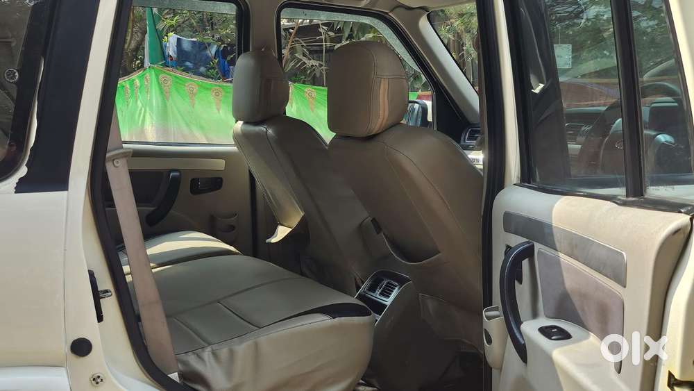 Mahindra Scorpio S10 8 Seater, 2016, Diesel