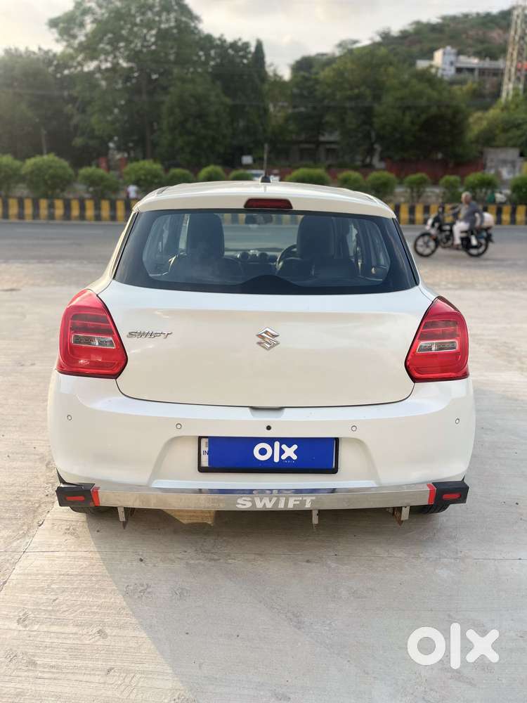 Maruti Suzuki Swift Vxi, 2022, Petrol