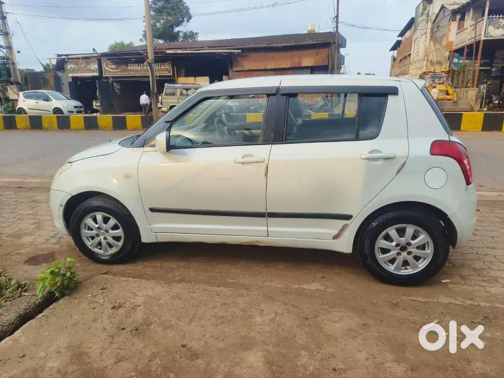 Maruti Suzuki Swift 2011 Petrol 96000 Km Driven