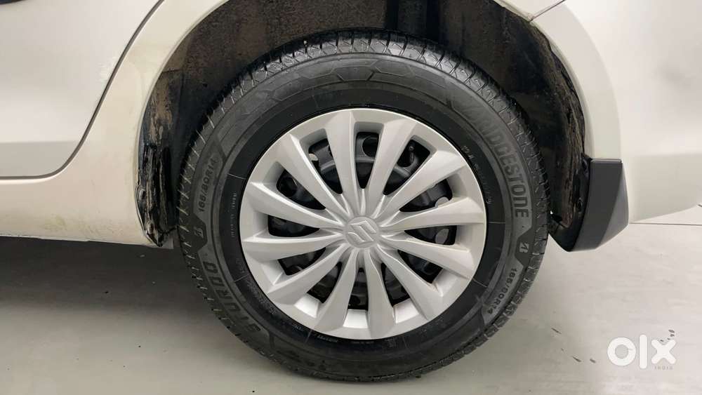 Maruti Suzuki Swift Dzire 1.3 Vxi, 2015, Petrol