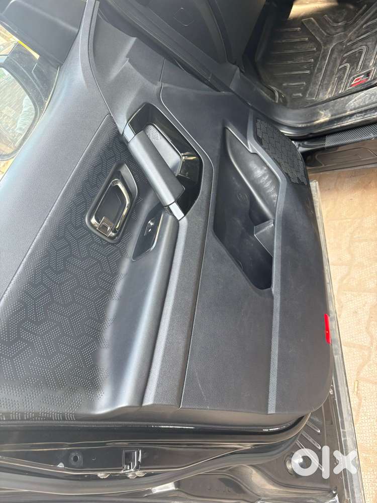 Tata Harrier 2.0 Xza Sunroof Dark Edition, 2022, Diesel