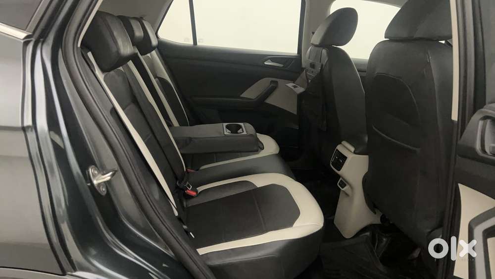 Volkswagen Taigun 1.0 Tsi Topline At, 2022, Petrol