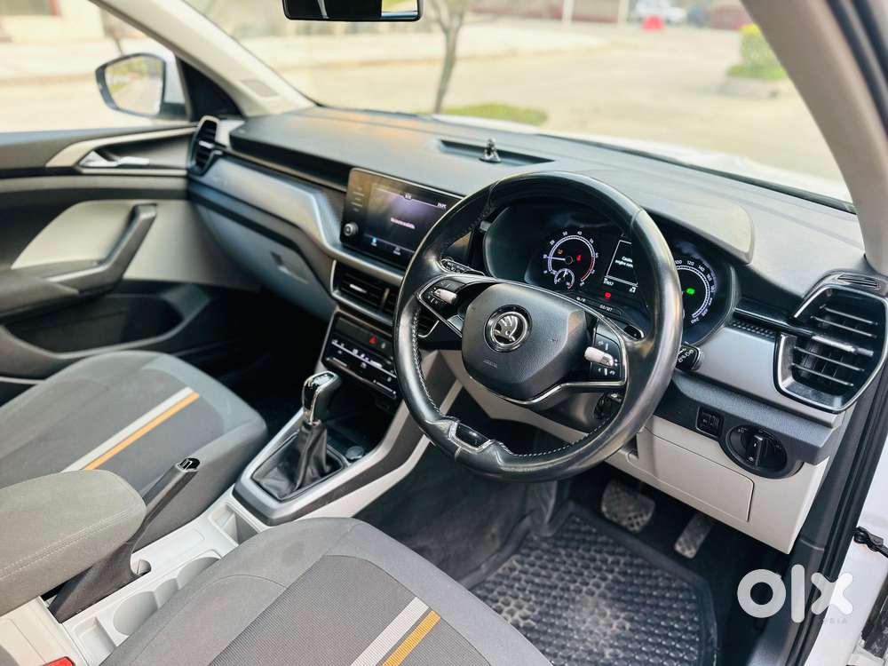 Skoda Kushaq 1.0 Tsi Ambition At, 2022, Petrol