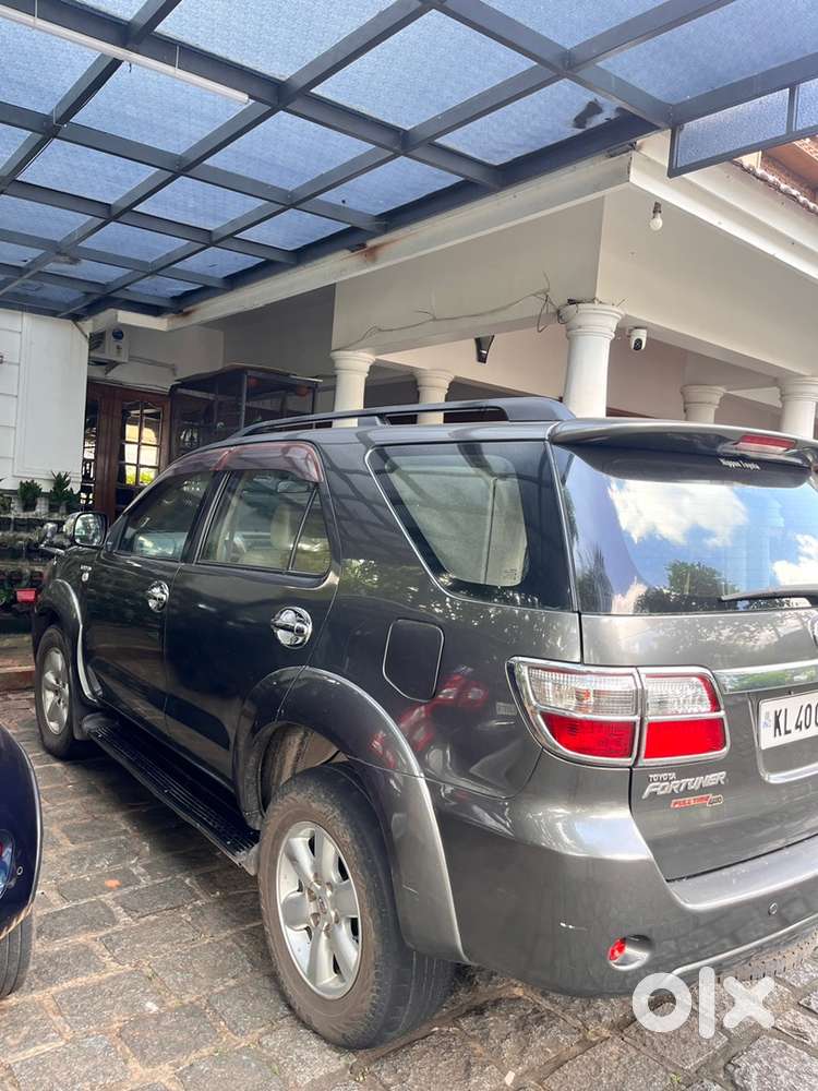 Toyota Fortuner Diesel 2010
