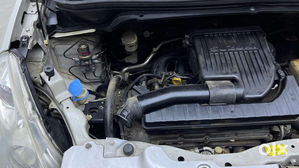 Maruti Suzuki Ritz Vxi, 2013, Petrol