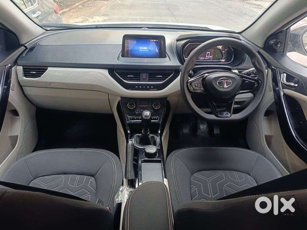 Tata Nexon 1.2 Revotron Xz Plus, 2023, Petrol
