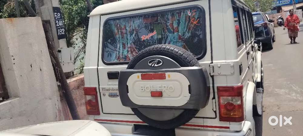 Bolero Mahindra Power+slx 7sea