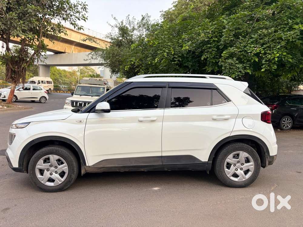 Hyundai Venue S Mt 1.2 Kappa, 2021, Cng & Hybrids