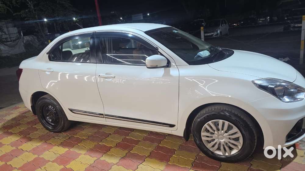 Maruti Suzuki Swift Dzire Vxi(o) Mt, 2022, Cng & Hybrids