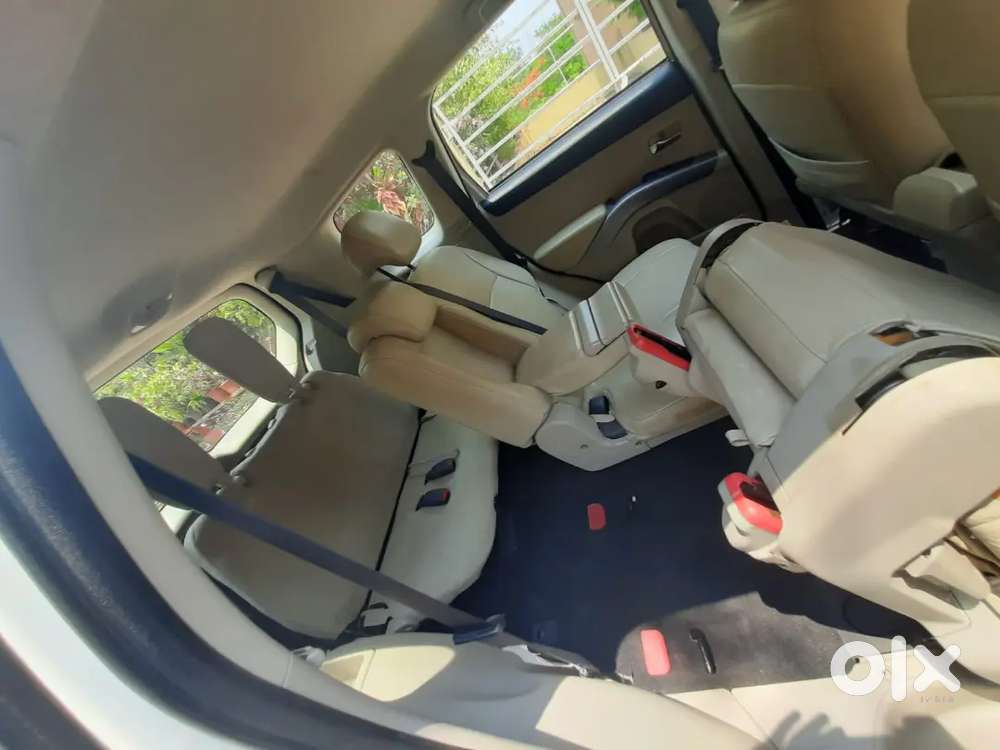 7 Seater Suv Mitsubishi Outlander