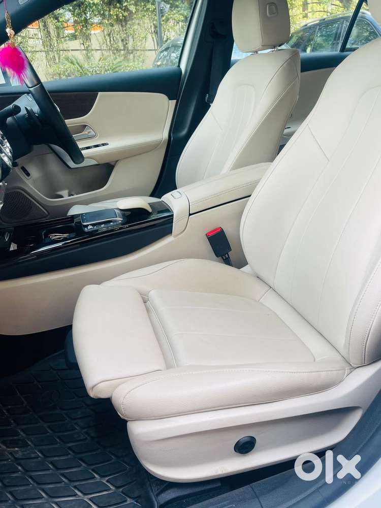 Mercedes-benz A-class Limousine 200, 2022, Petrol