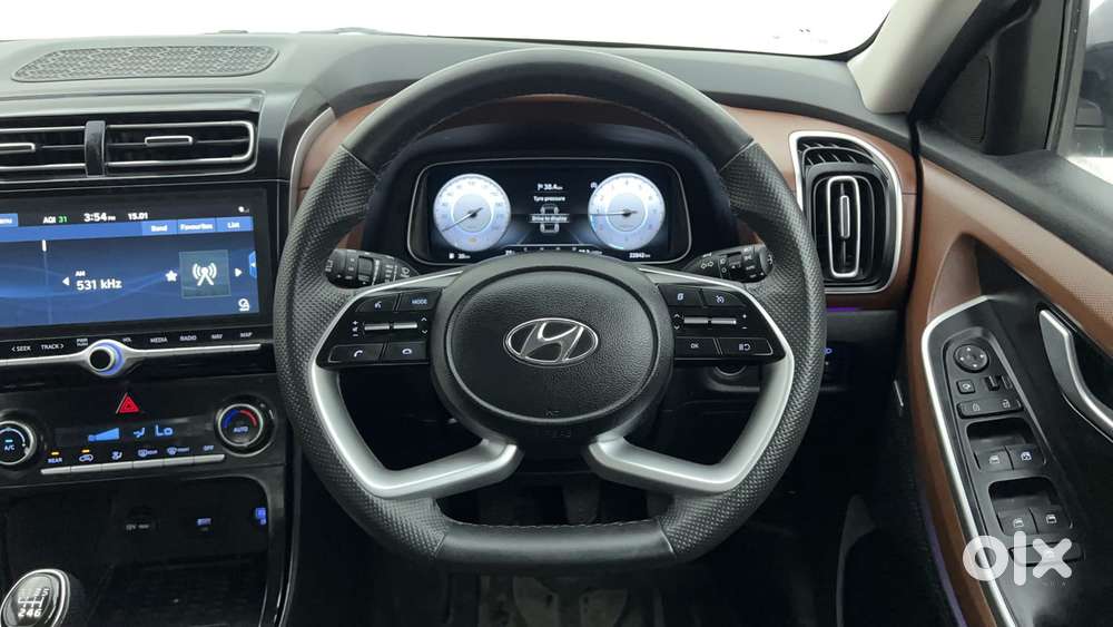 Hyundai Alcazar Platinum 7 Str 1.5 Turbo Petrol Adventure, 2023, Pet..