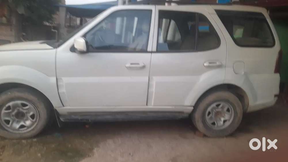 Tata Safari Storme 2014 Diesel 98000 Km Driven