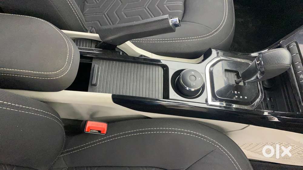 Tata Nexon 1.2 Revotron Xza Plus, 2022, Petrol