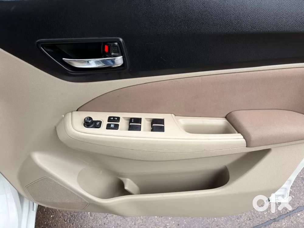 Maruti Suzuki Dzire Vxi Ags, 2023, Petrol