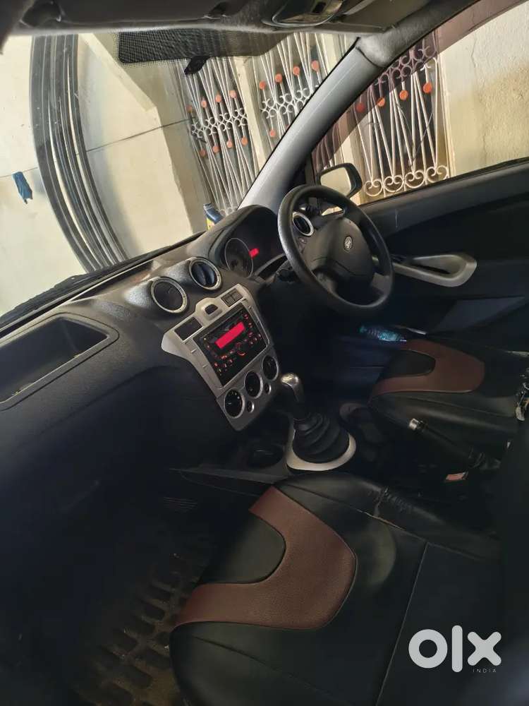 Ford Figo 2011 95000 Km Driven