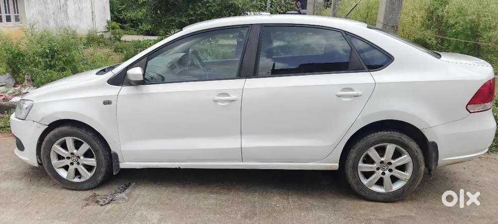 Volkswagen Vento 2011 Manual Petrol Highline