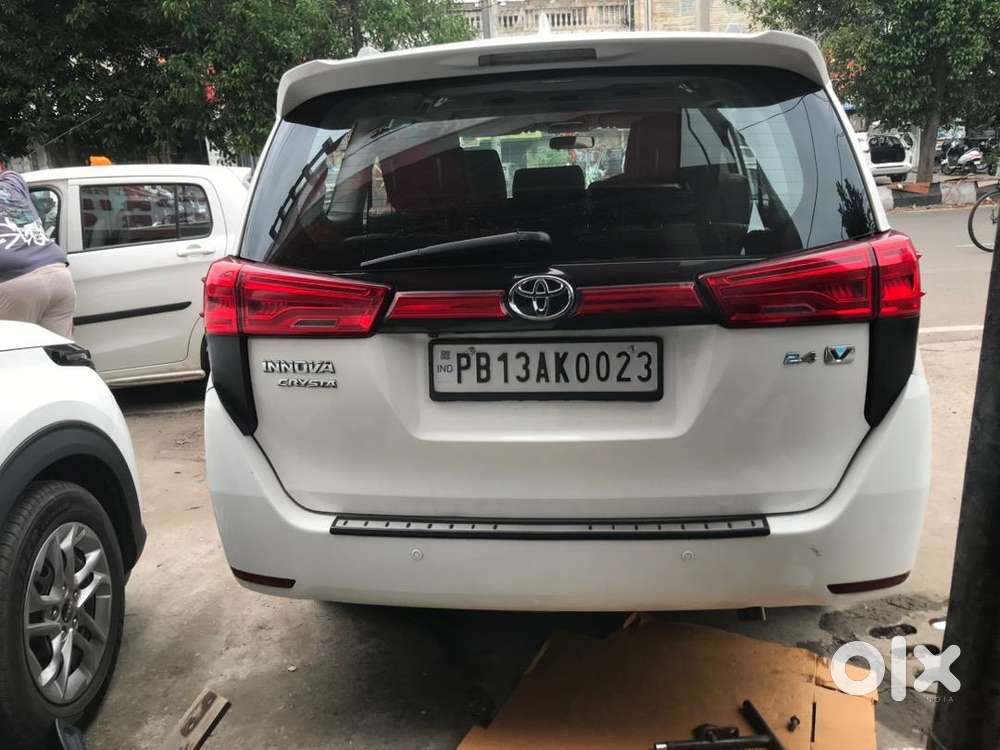 Toyota Innova Crysta