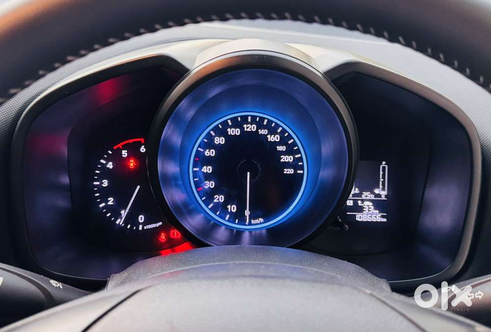 Hyundai Venue Sx (o) Mt 1.5 Diesel, 2019, Diesel