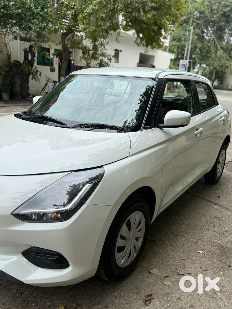 Maruti Suzuki Swift 1.2 Vxi (o), 2025, Petrol