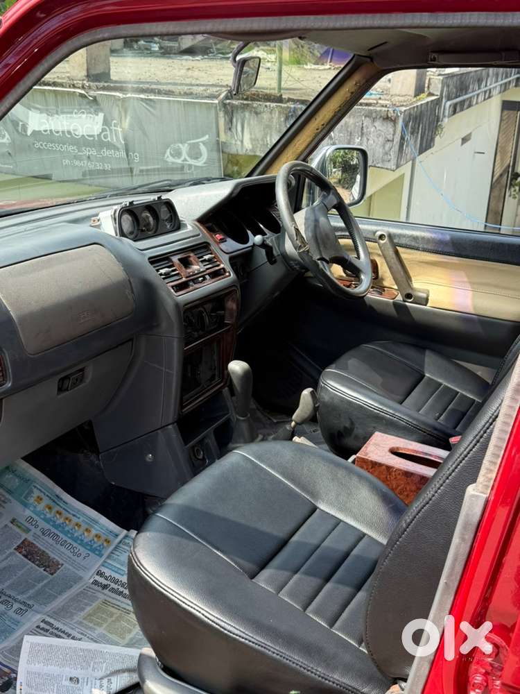 Mitsubishi Pajero 1998 Petrol Well Maintained