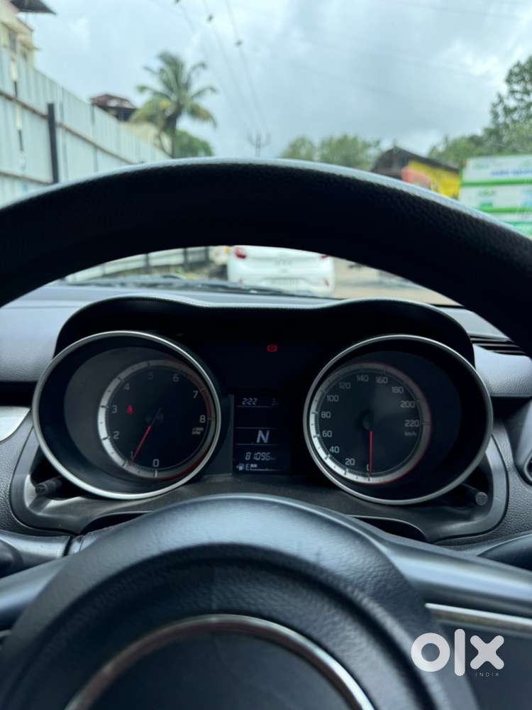 Maruti Swift Automatic 2019 Vxi Amt Cng