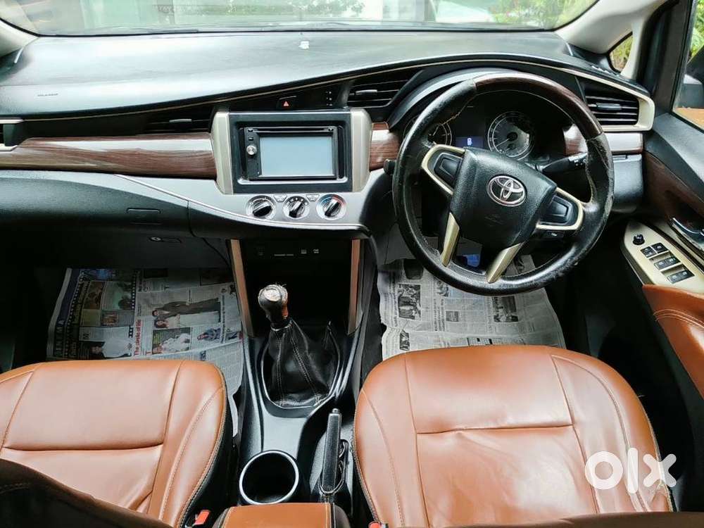 Toyota Innova Crysta 2.4 G Mt 8s, 2017, Diesel
