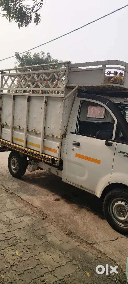 Mahindra Jeeto X 716