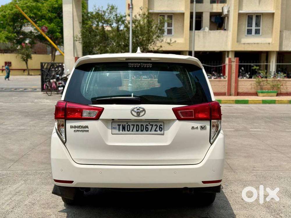 Toyota Innova Crysta 2.4 V 7 Str, 2023, Diesel