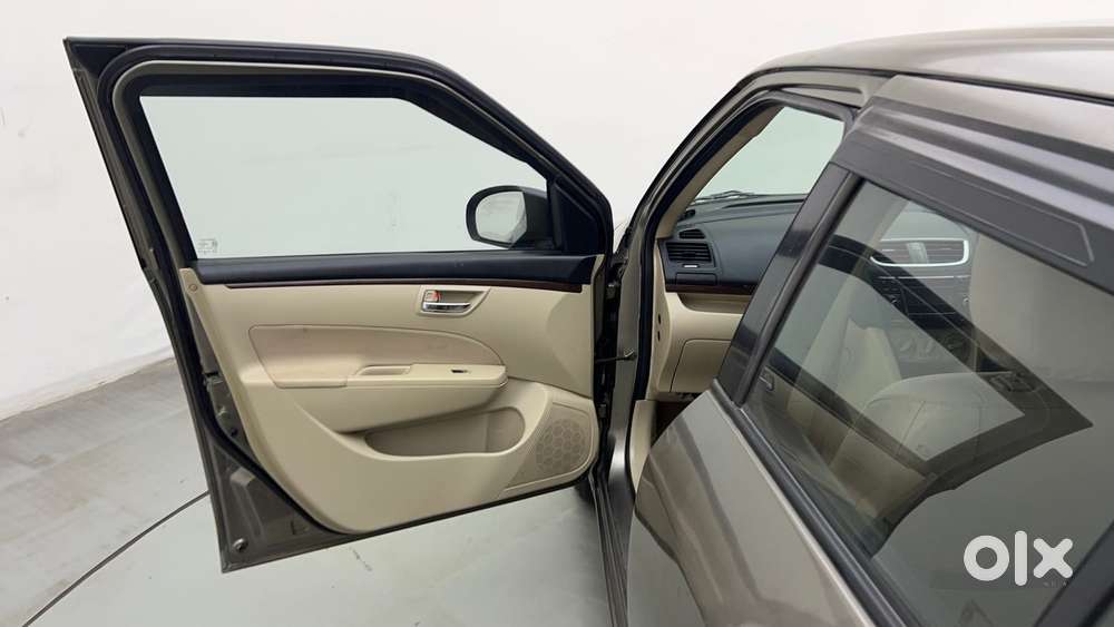 Maruti Suzuki Swift Dzire Vxi Optional, 2016, Cng & Hybrids
