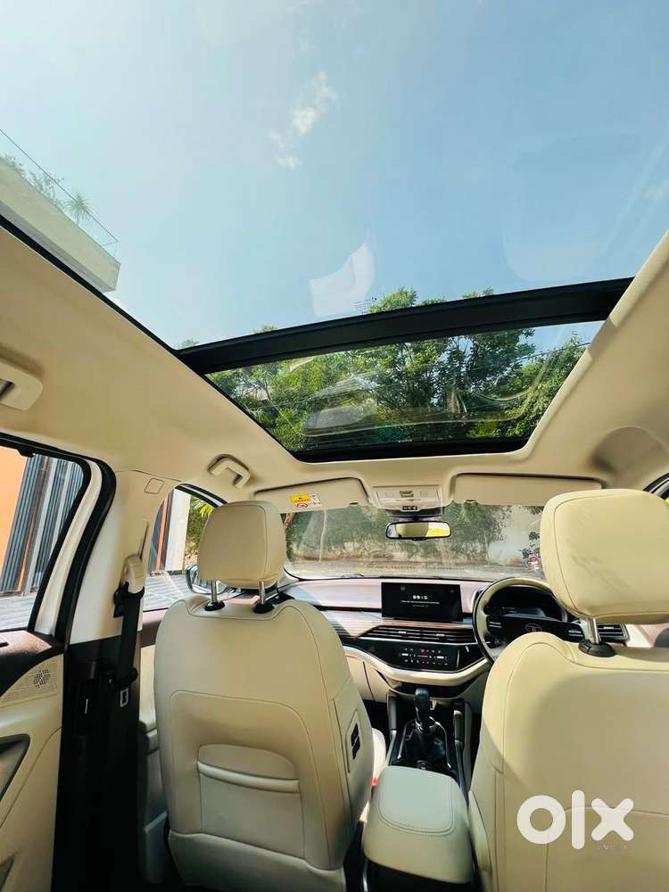 Tata Safari Accomplished Plus Dual Tone, 2023, Diesel
