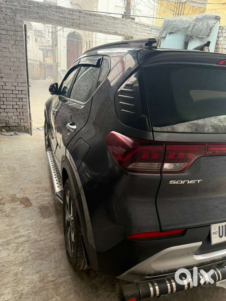 Kia Sonet 2024 Petrol 16800 Km Driven