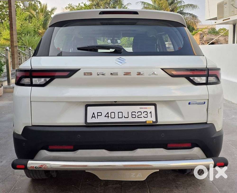 Maruti Suzuki Brezza Zxi Plus Smart Hybrid, 2024, Petrol