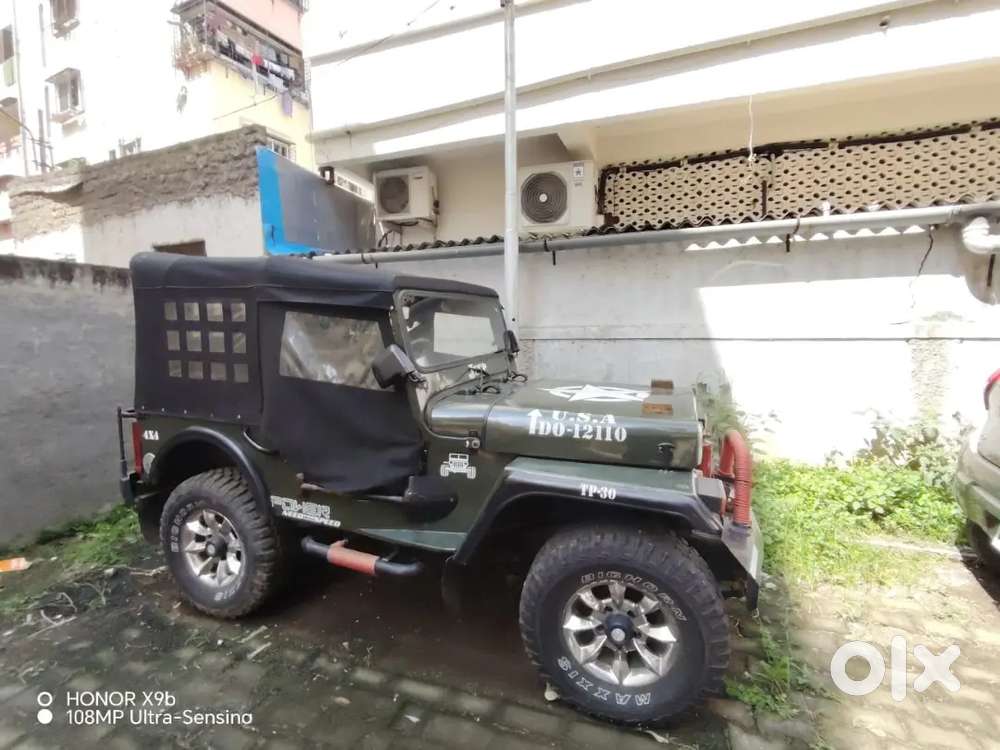 Mahindra Jeep 1984