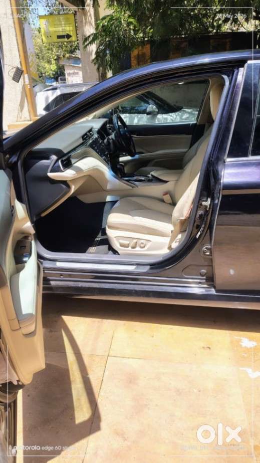 Toyota Camry Hybrid, 2020, Petrol