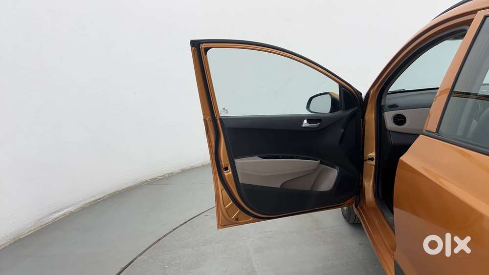 Hyundai Grand I10 1.2 Kappa Vtvt Asta (o) At, 2016, Petrol